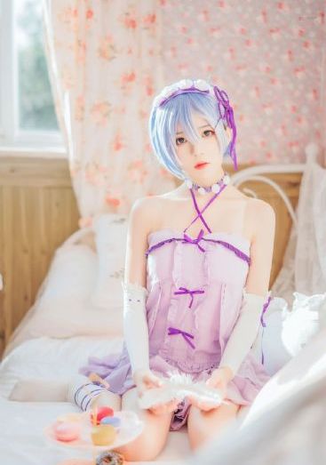 黄瓜视频成人版_BD英语免费全集观看