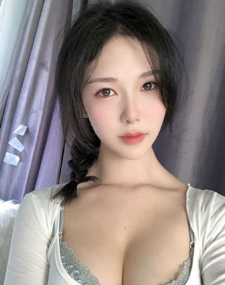 黄色片三级_HD手机在线观看